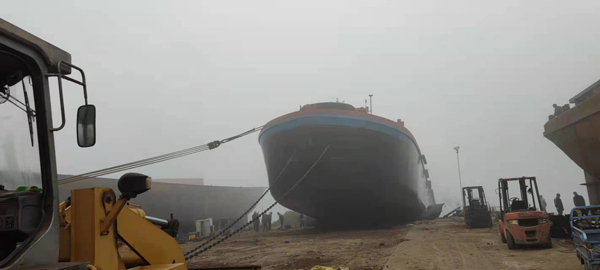 恭喜李老板船只下河，船號（四航258）